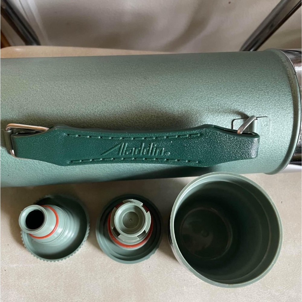 Retro 1970’s Green Aladdin Stanley Thermos 1 Qt - Picture 6 of 8